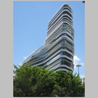 Jockey Club Innovation Tower, Hong Kong Polytechnic University, photo Carl Flisch, Wikipedia.jpg